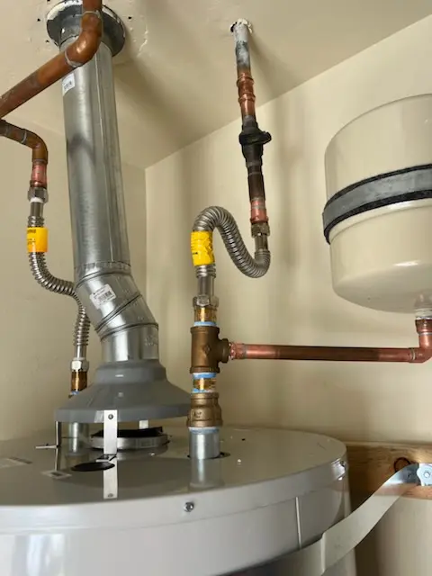 Water heater installation and plumbing repair in Live Oak